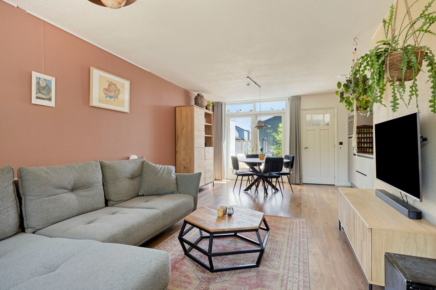 Vrijstaande woning te koop: Hogendijk 35, Terneuzen