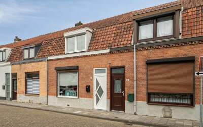 Veldstraat 23