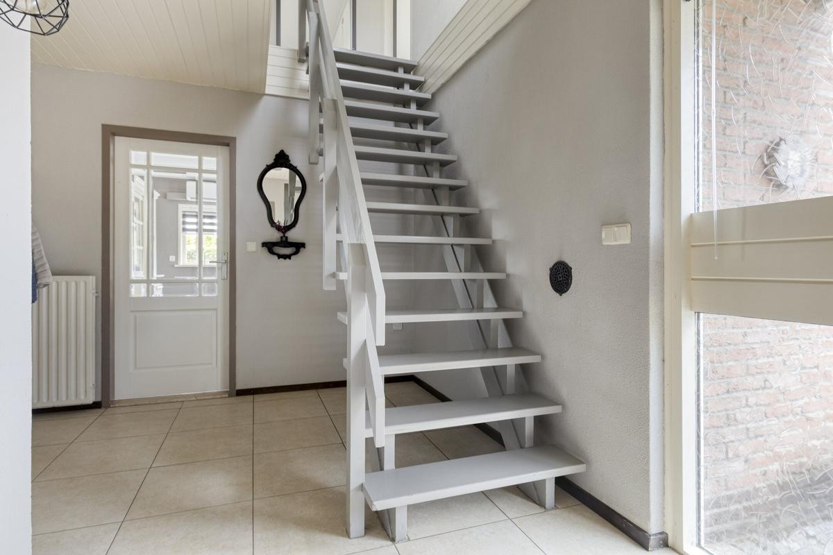 Hoekwoning te koop: ds. Raamshof 2, Hoek