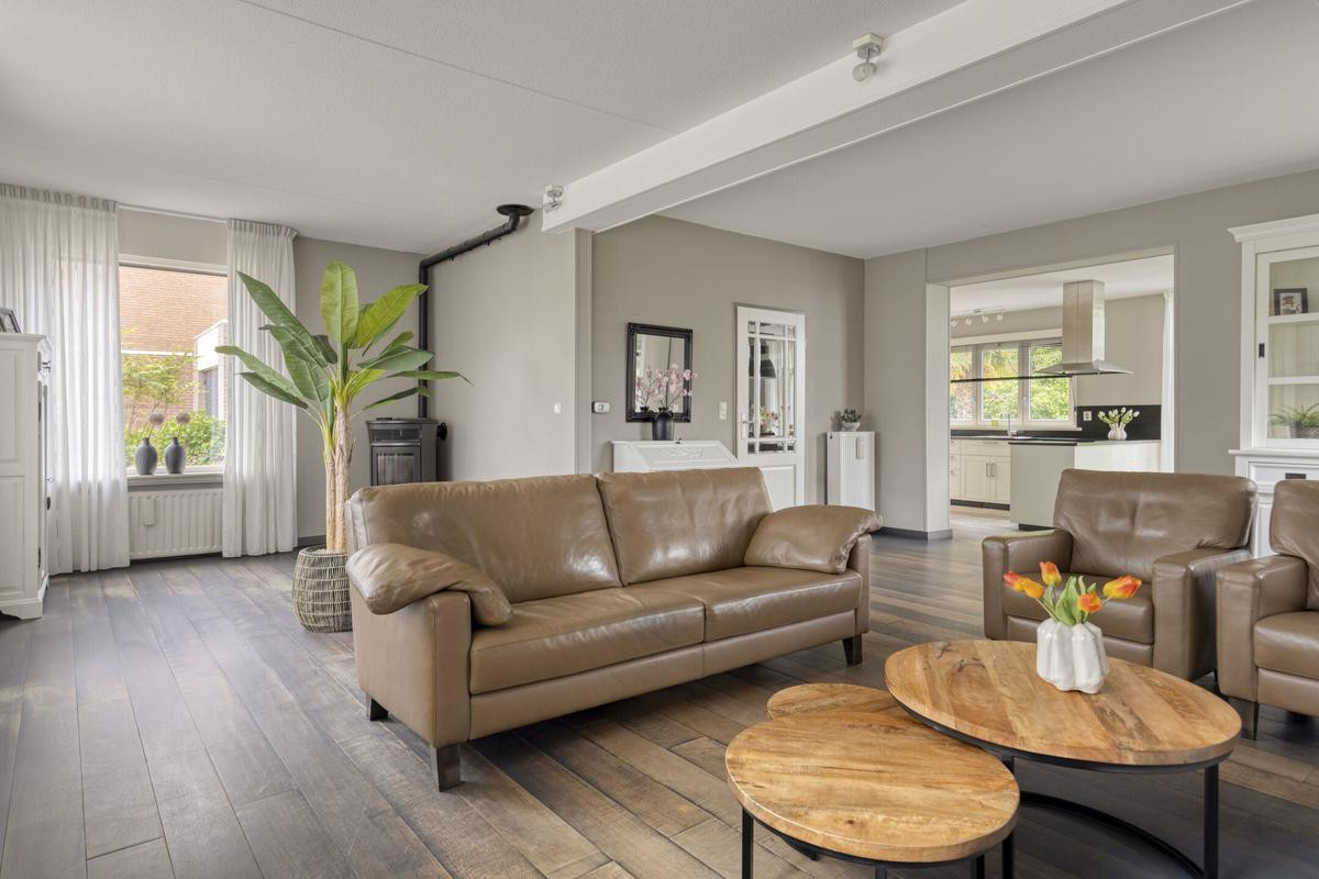 Hoekwoning te koop: ds. Raamshof 2, Hoek