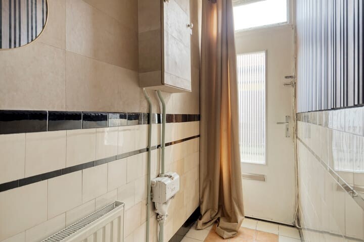 Twee-onder-één-kap te koop: Keijzerstraat 16, Hoek