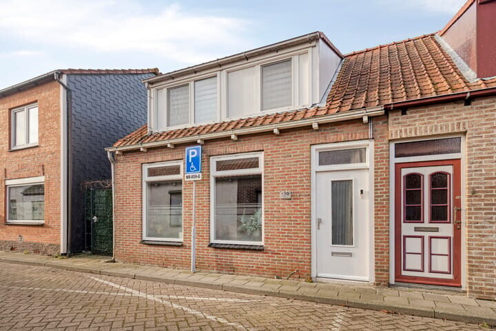 Twee-onder-één-kap te koop: Keijzerstraat 16, Hoek