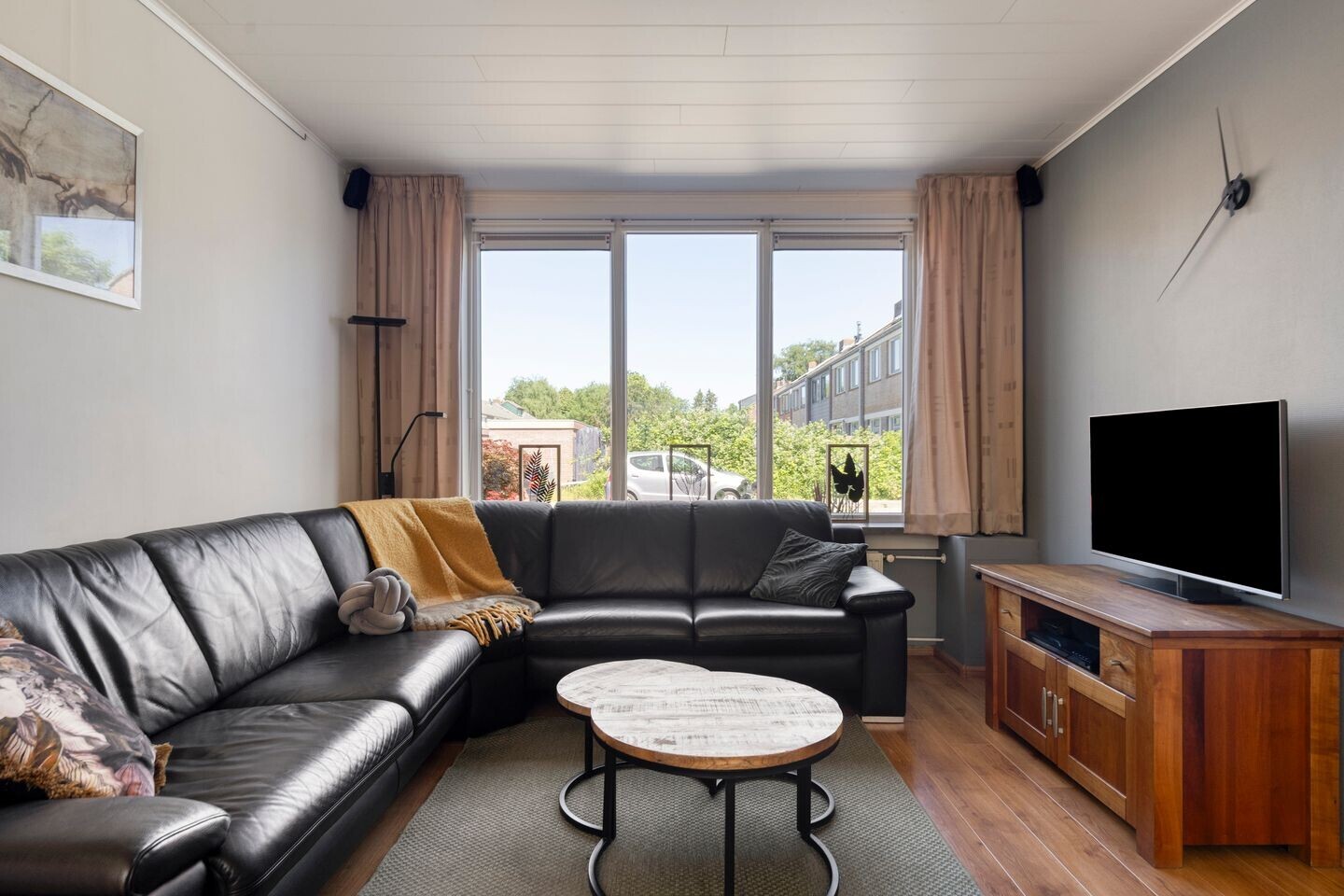 Tussenwoning te koop: Azaleastraat 11, Hoek