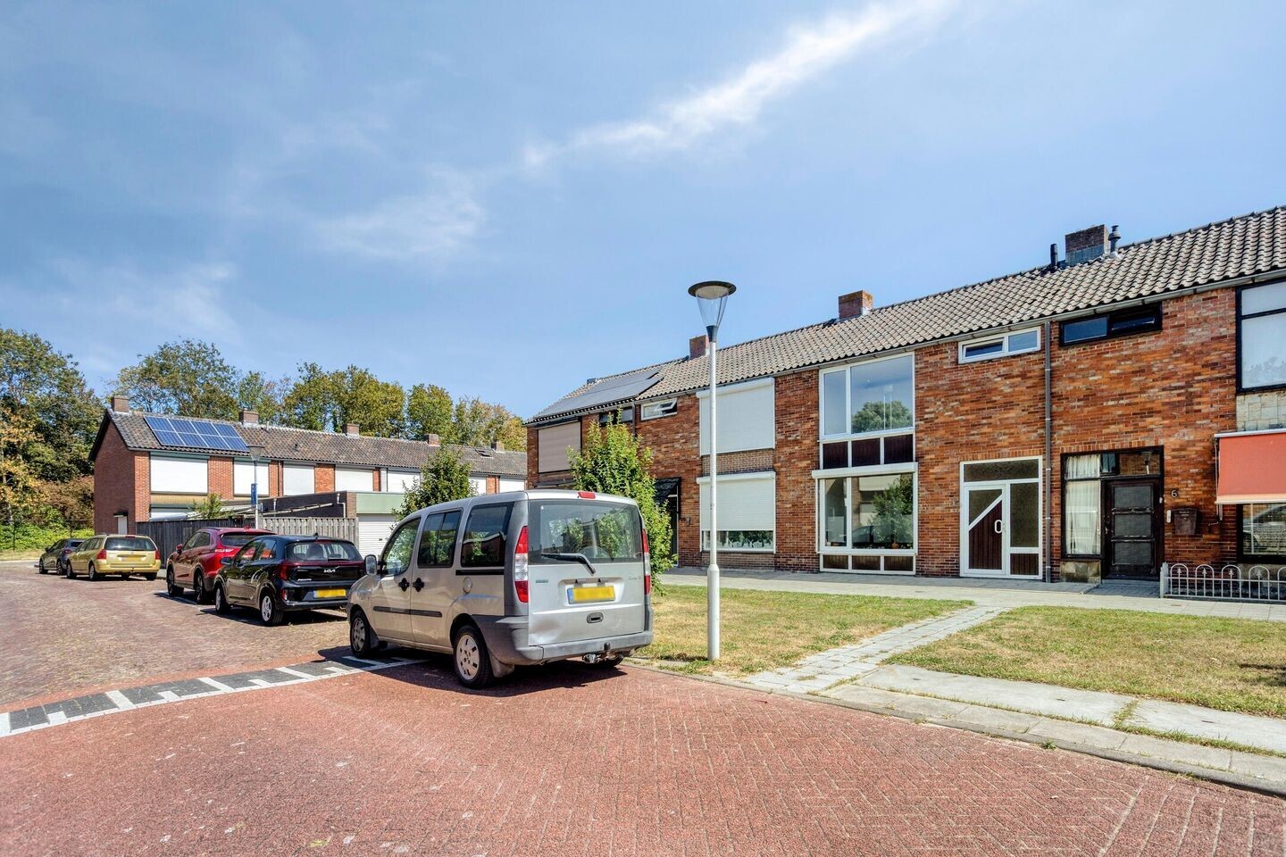 Tussenwoning te koop: Zeelandiastraat 8, Sas Van Gent