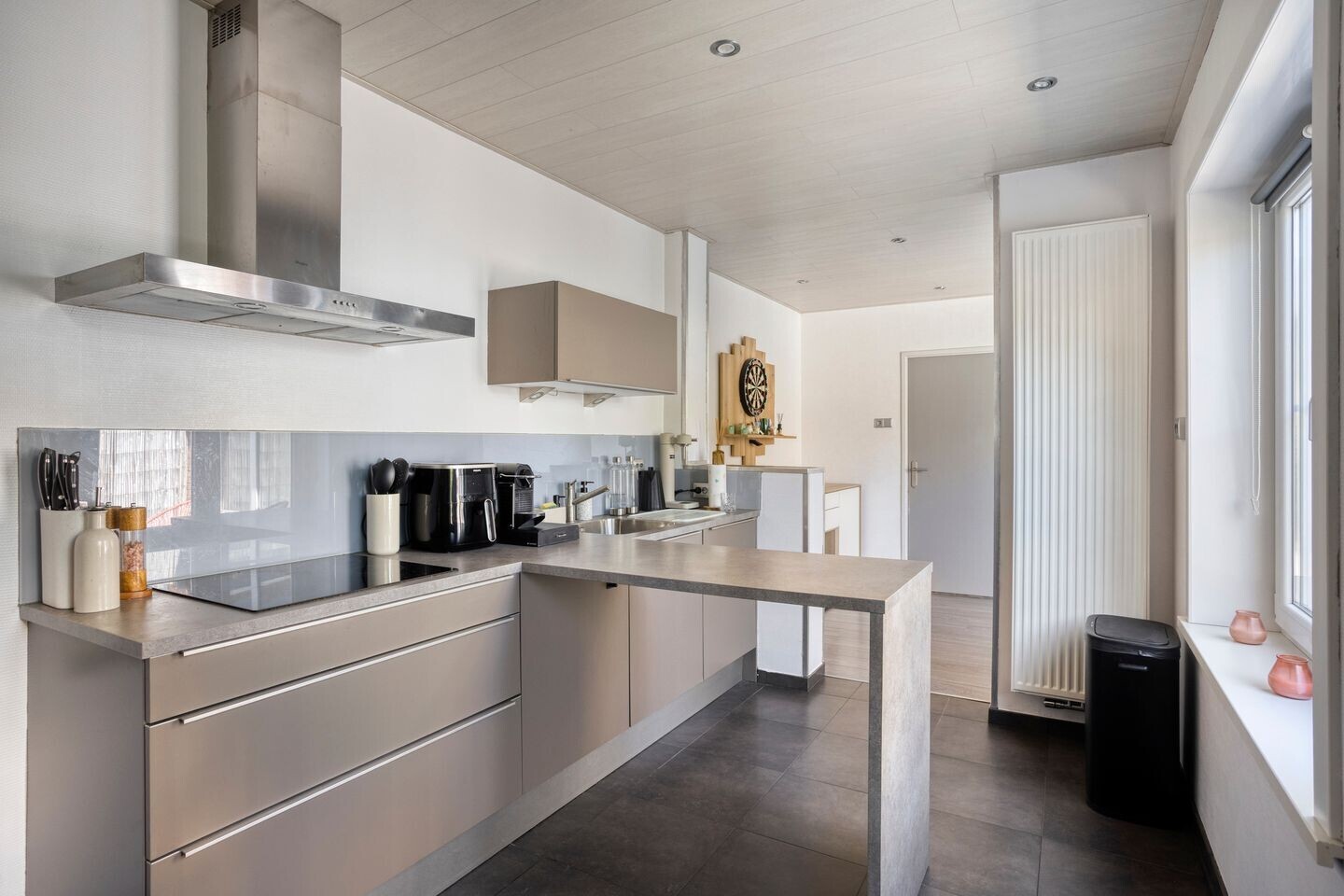 Tussenwoning te koop: Zeelandiastraat 8, Sas Van Gent