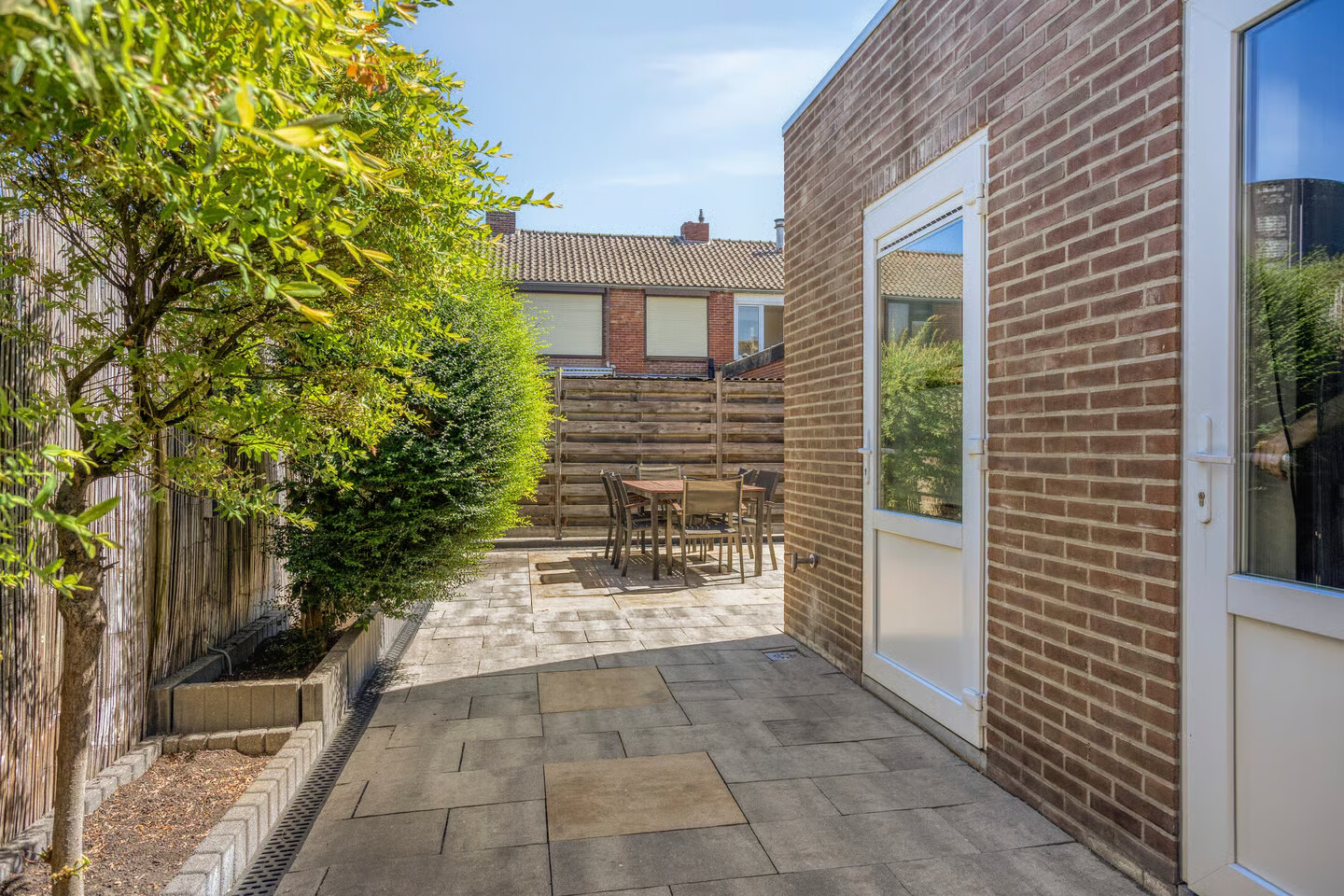 Tussenwoning te koop: Zeelandiastraat 8, Sas Van Gent