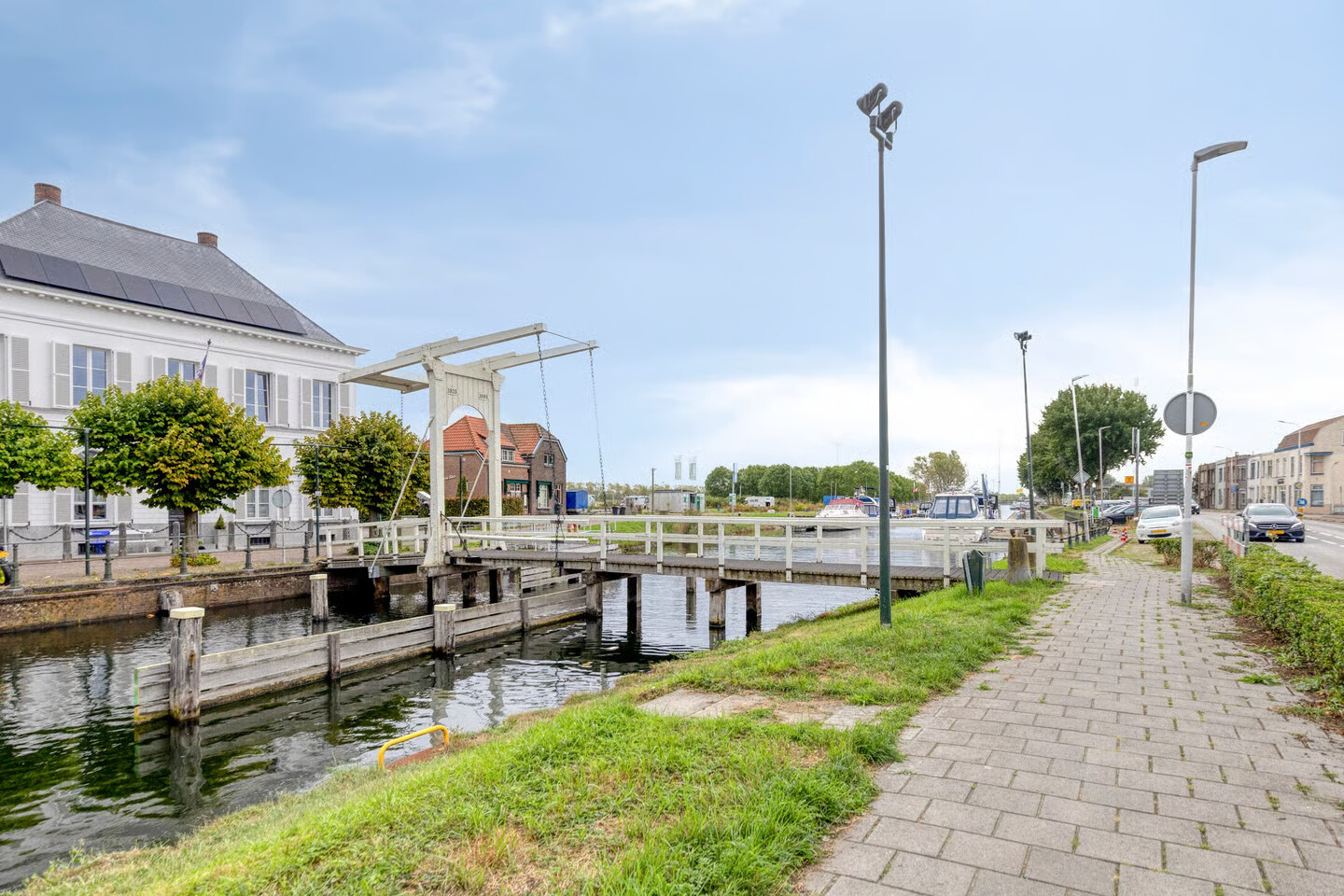 Appartement te koop: Stationsstraat 21B, Sas Van Gent