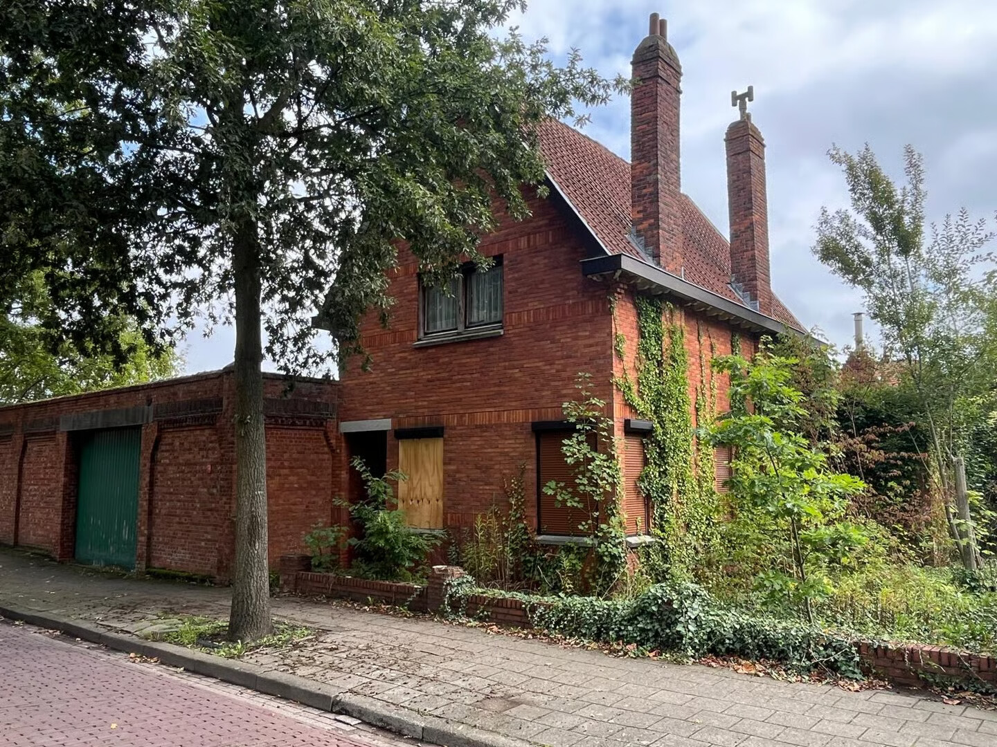 Tussenwoning te koop: Westdam 1, Sas Van Gent