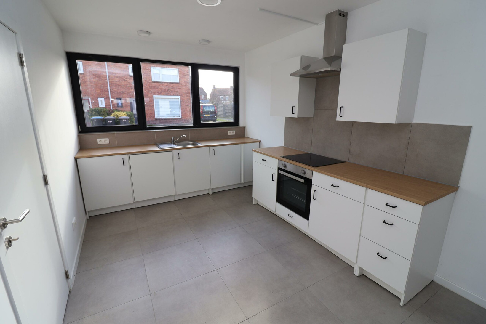 Tussenwoning te koop: Joost Hamerlinckstraat 10, Sas Van Gent