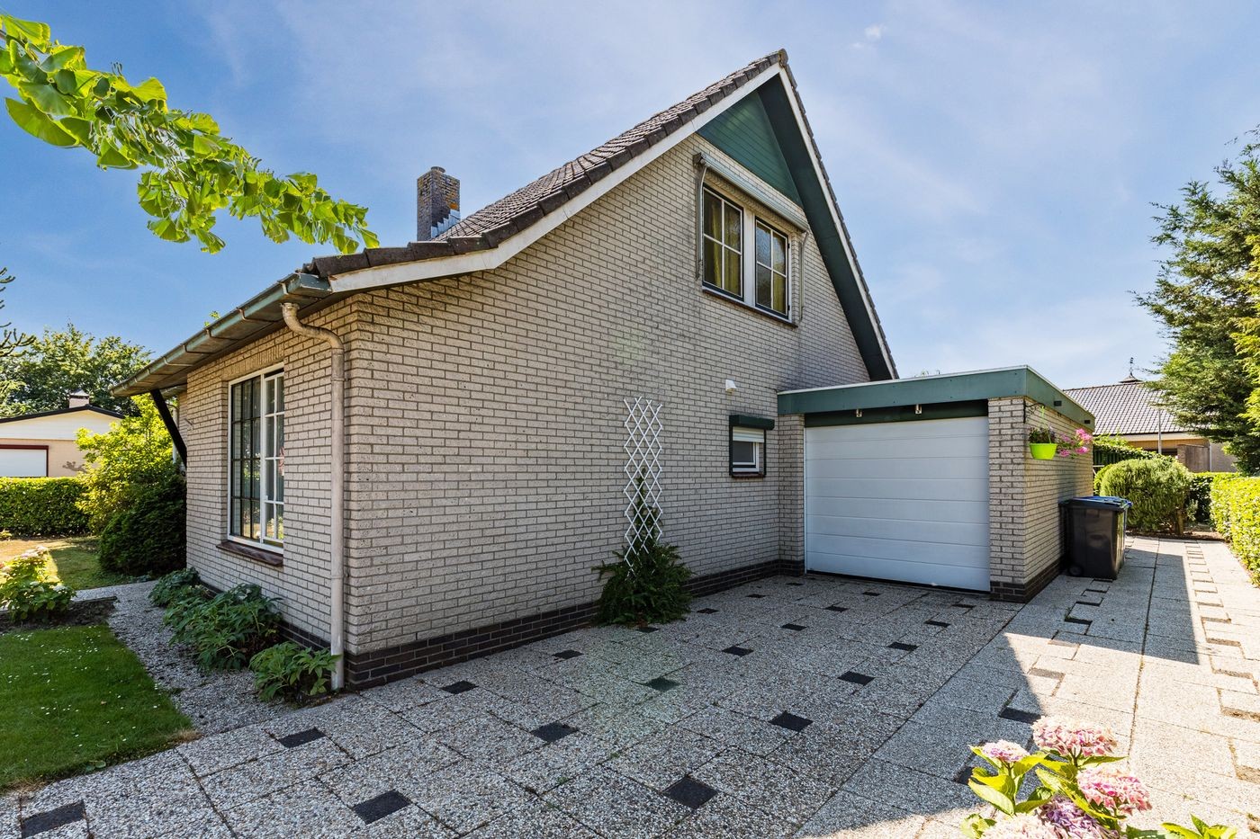Vrijstaande woning te koop: Baggaertstraat 2, Sas Van Gent