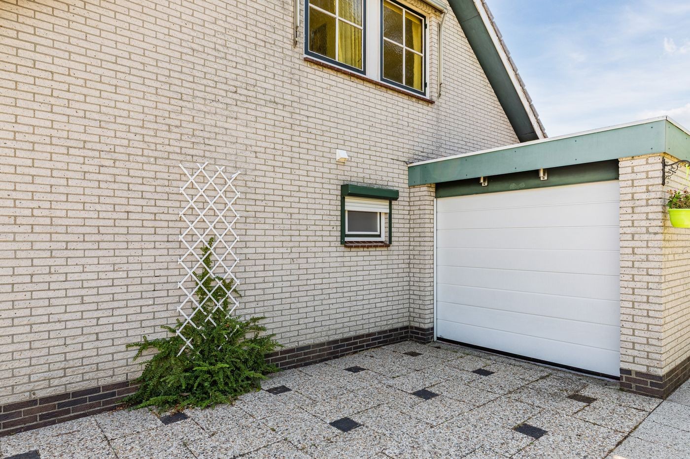 Vrijstaande woning te koop: Baggaertstraat 2, Sas Van Gent