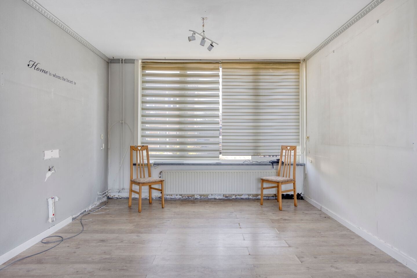 Tussenwoning te koop: Tiendstraat 7, Sas Van Gent