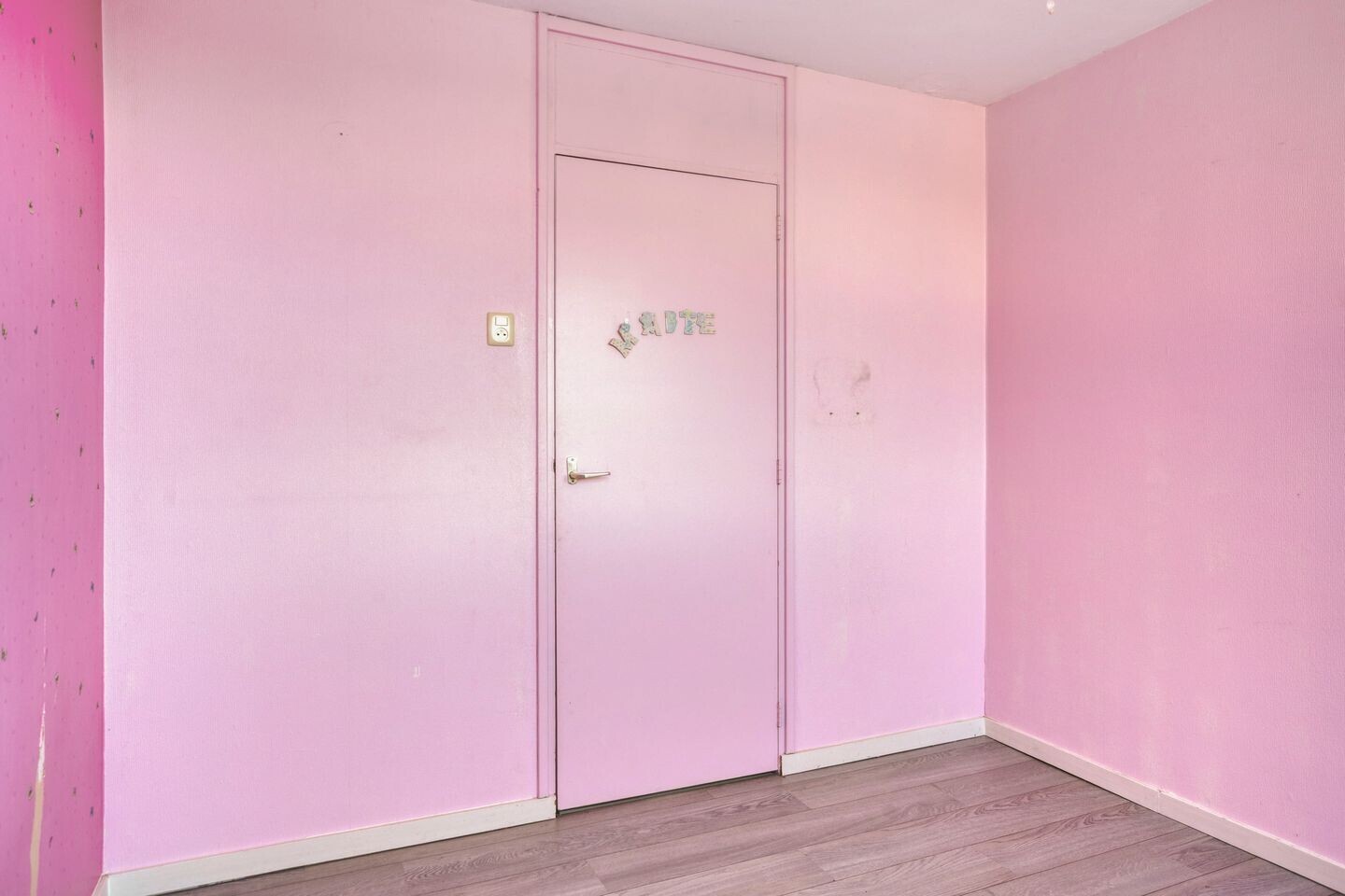 Tussenwoning te koop: Tiendstraat 7, Sas Van Gent