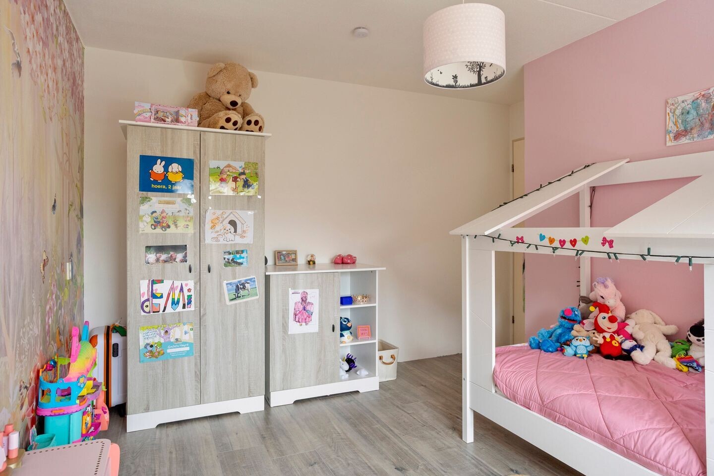 Tussenwoning te koop: Bernhardstraat 77, Westdorpe