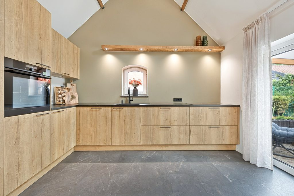 Vrijstaande woning te koop: Julianastraat 80, Heikant