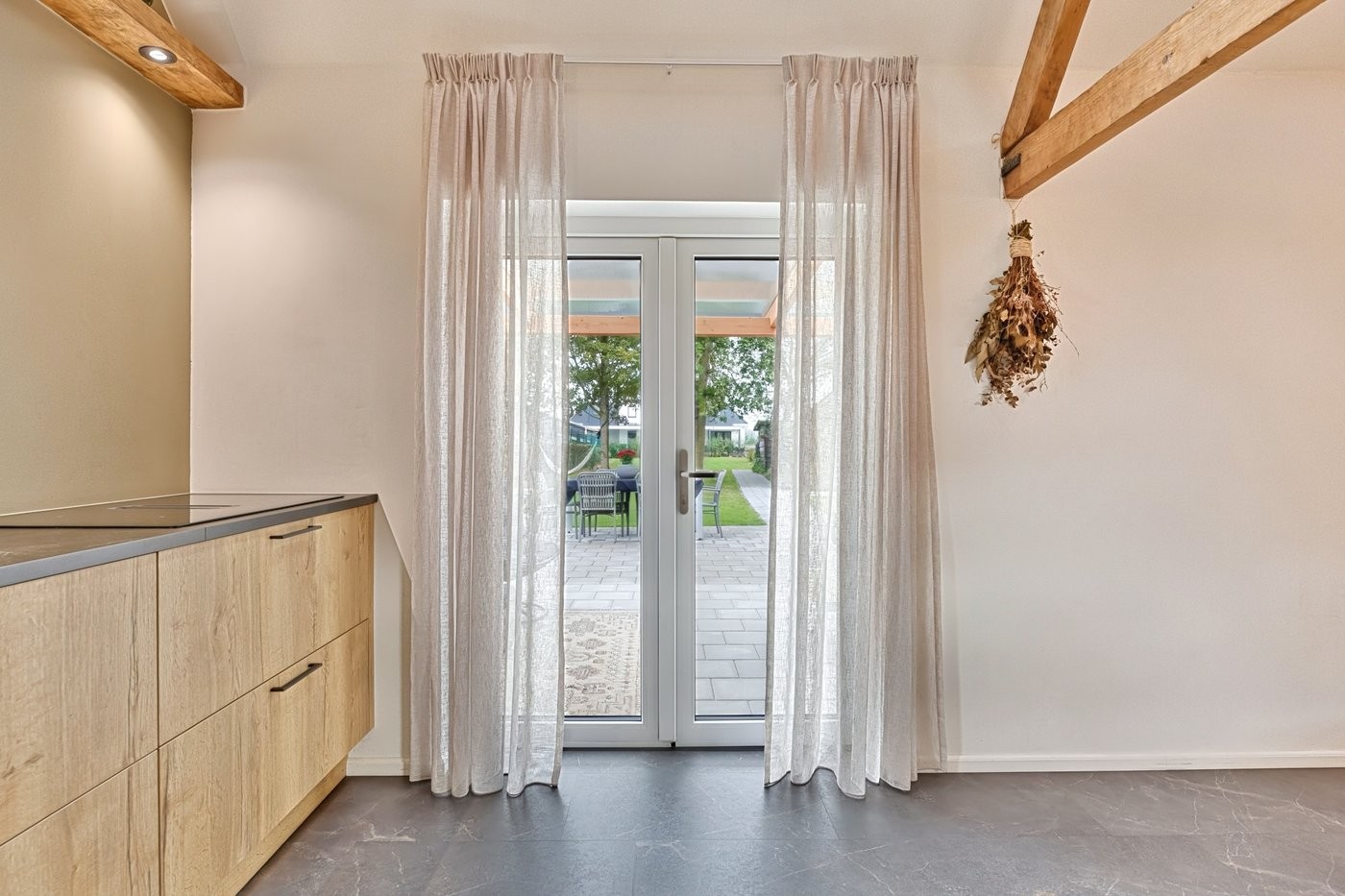 Vrijstaande woning te koop: Julianastraat 80, Heikant