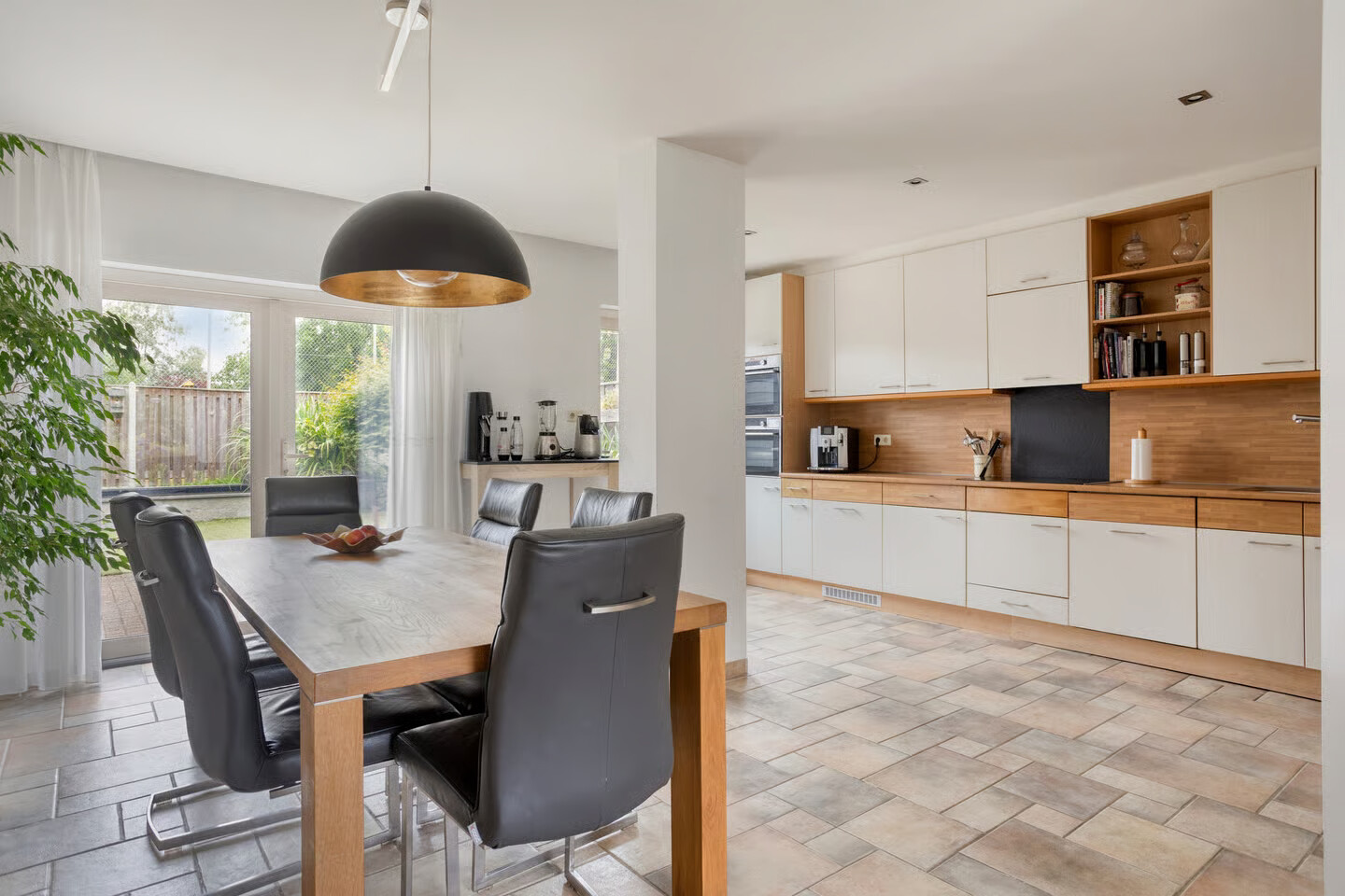 Tussenwoning te koop: Wildelandenstraat 12, Heikant