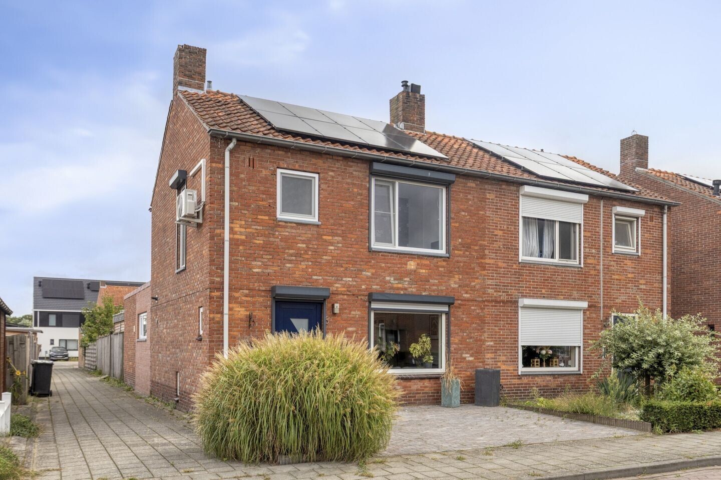 Twee-onder-één-kap te koop: Beatrixstraat 5, Clinge
