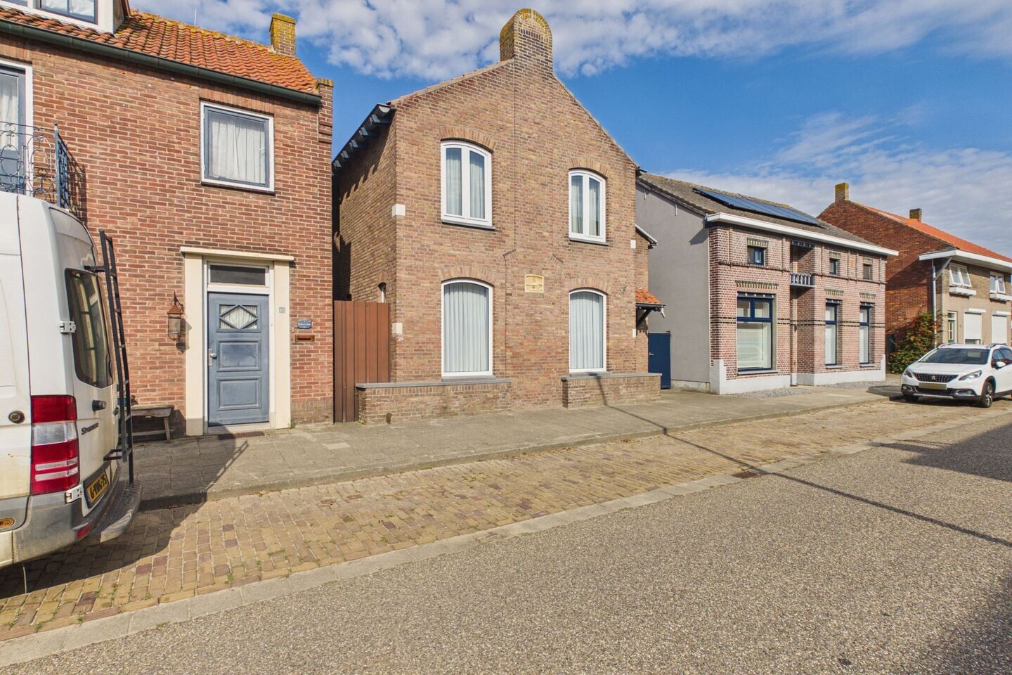 Vrijstaande woning te koop: Dorpsstraat 67, Graauw