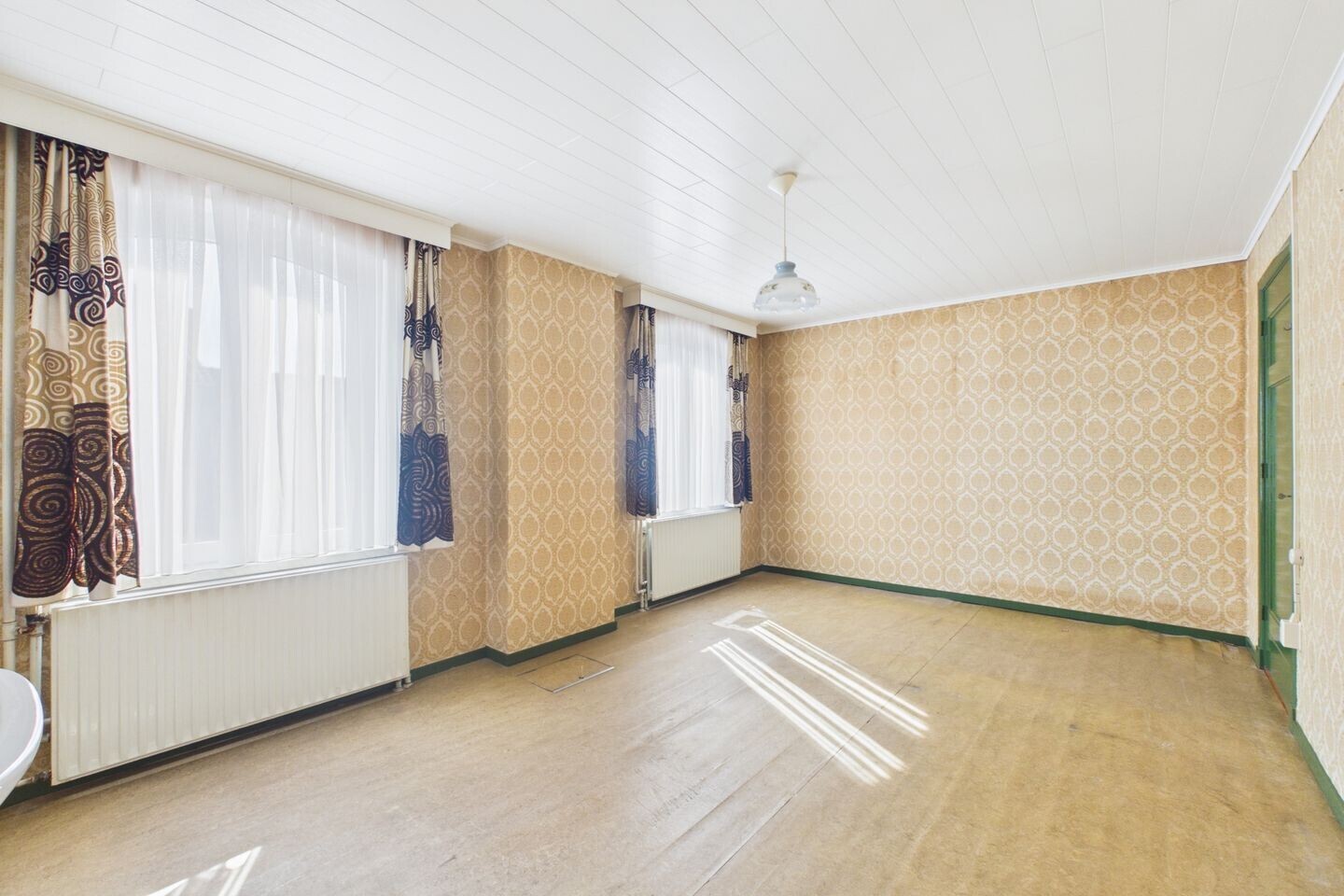 Vrijstaande woning te koop: Dorpsstraat 67, Graauw