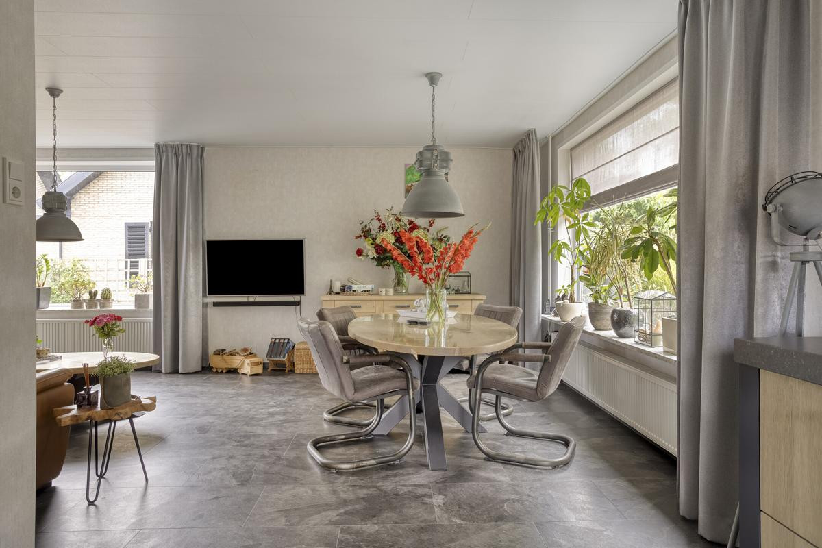 Vrijstaande woning te koop: Rooseveltlaan 57, Axel