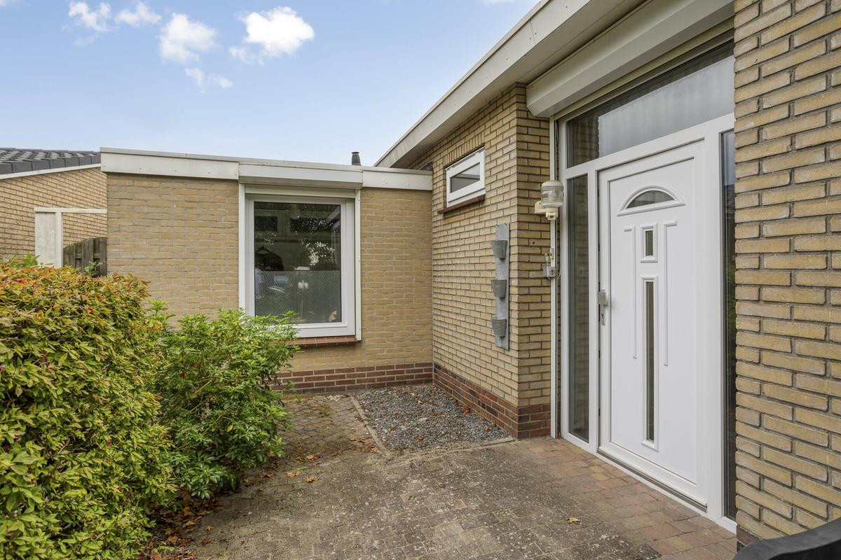 Vrijstaande woning te koop: Rooseveltlaan 57, Axel
