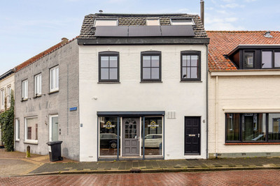 Stationsstraat 6