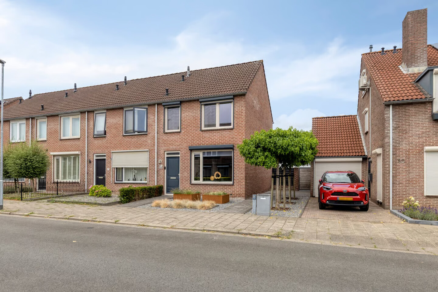 Hoekwoning te koop: Jan van Eyckstraat 12, Axel