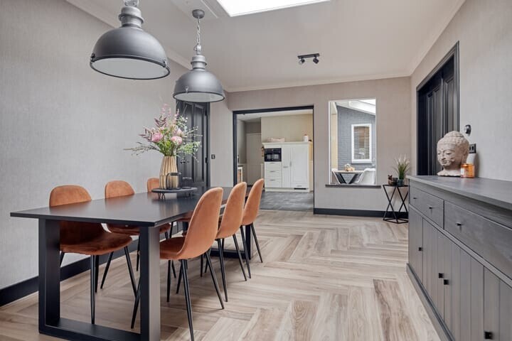 Twee-onder-één-kap te koop: Nieuwstraat 87, Koewacht