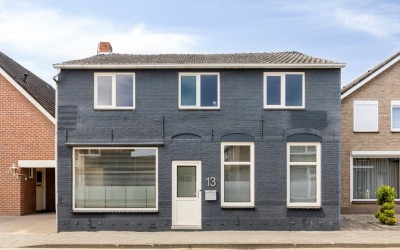 Rapenburg 13