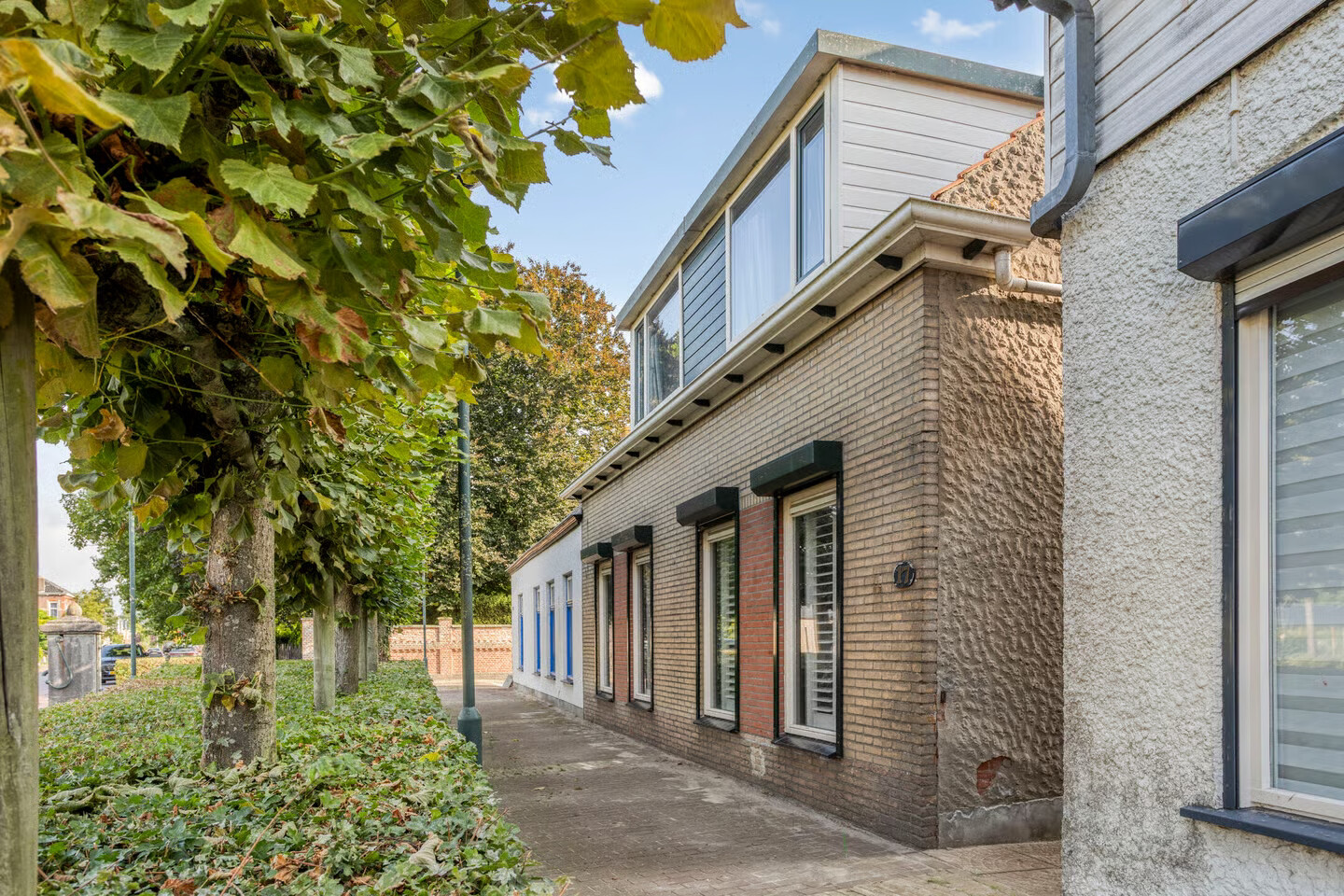 Twee-onder-één-kap te koop: Jacobus de Waalstraat 17, Lamswaarde