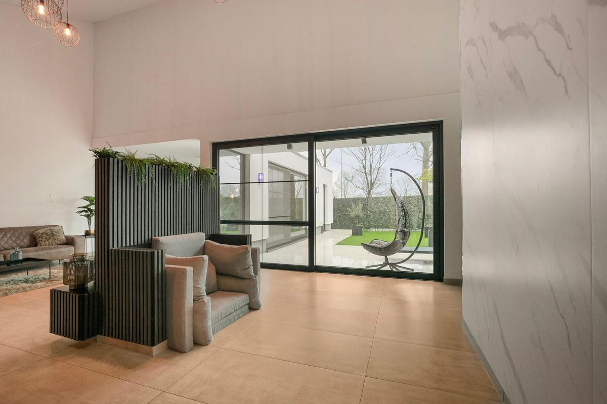 Vrijstaande woning te koop: Achterstraat 19A, Lamswaarde