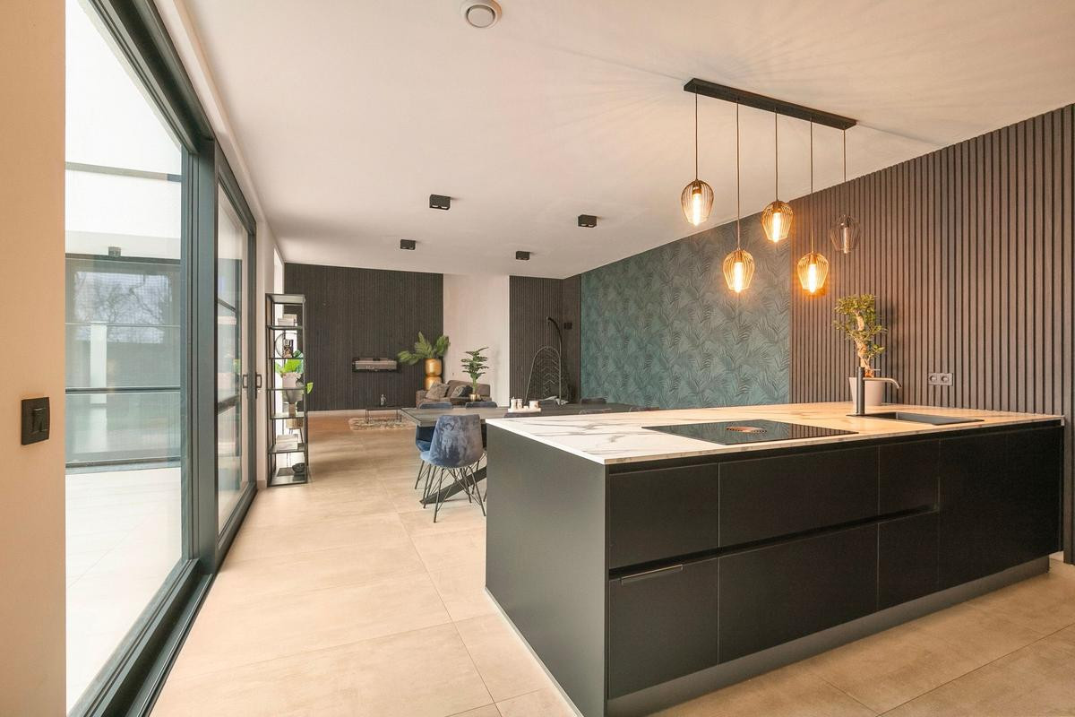 Vrijstaande woning te koop: Achterstraat 19A, Lamswaarde