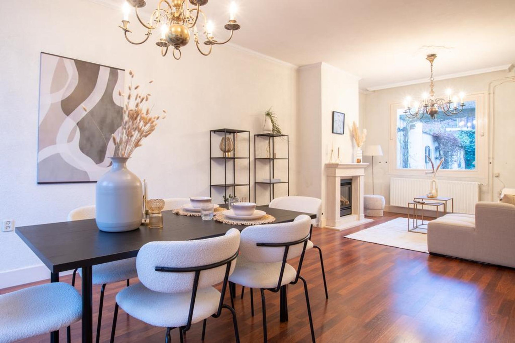 Tussenwoning te koop: Zuid-Oostsingel 15, Bergen Op Zoom