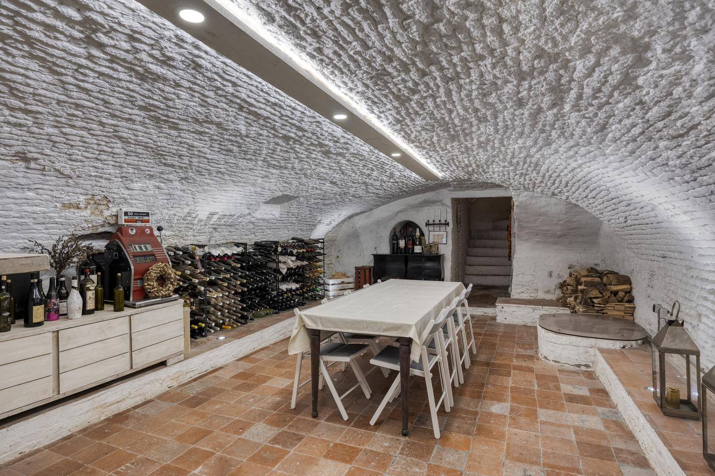 Tussenwoning te koop: Lievevrouwestraat 54, Bergen Op Zoom