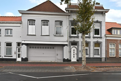 Auvergnestraat 28