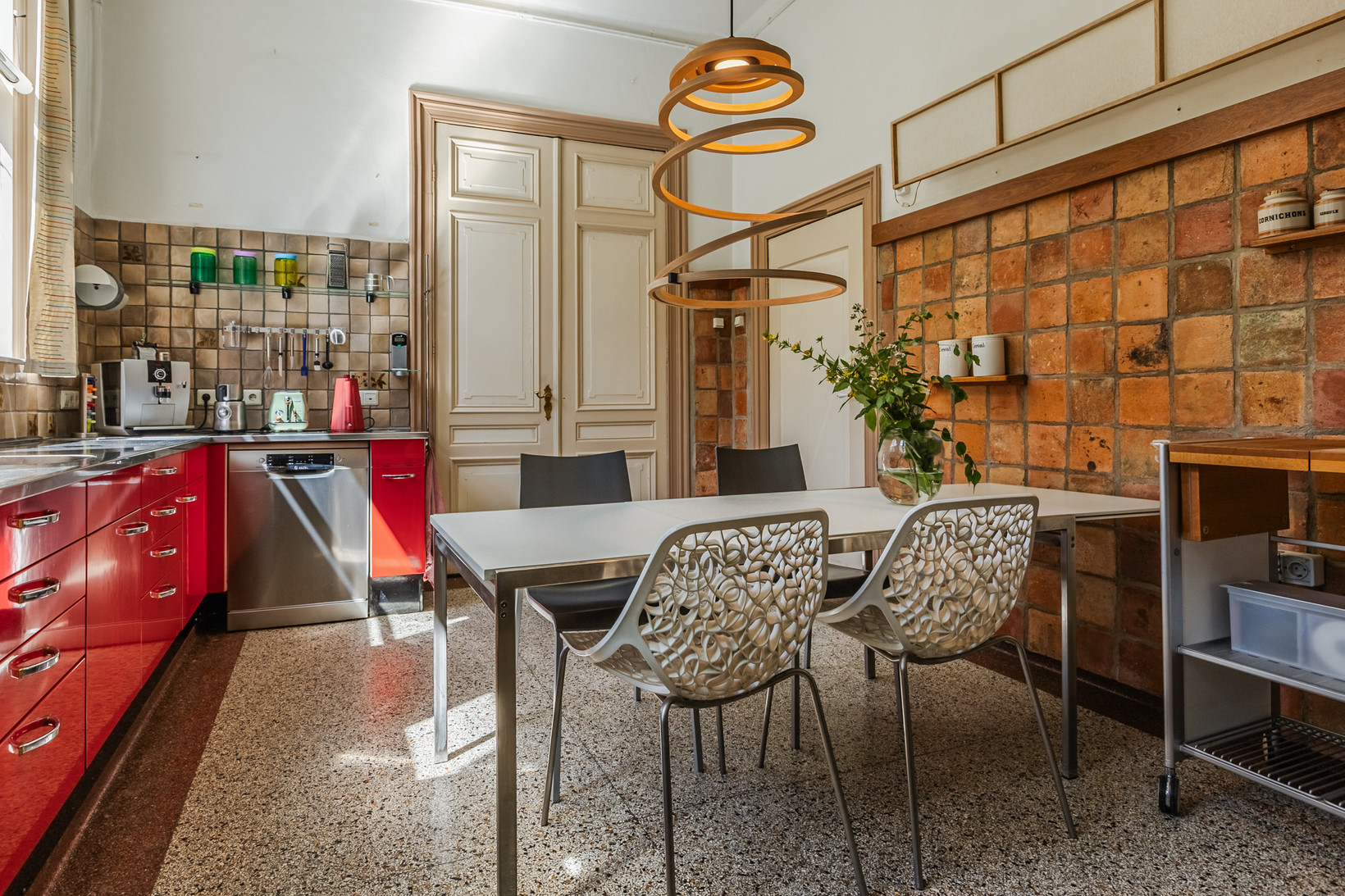 Tussenwoning te koop: Hoogstraat 8, Bergen Op Zoom