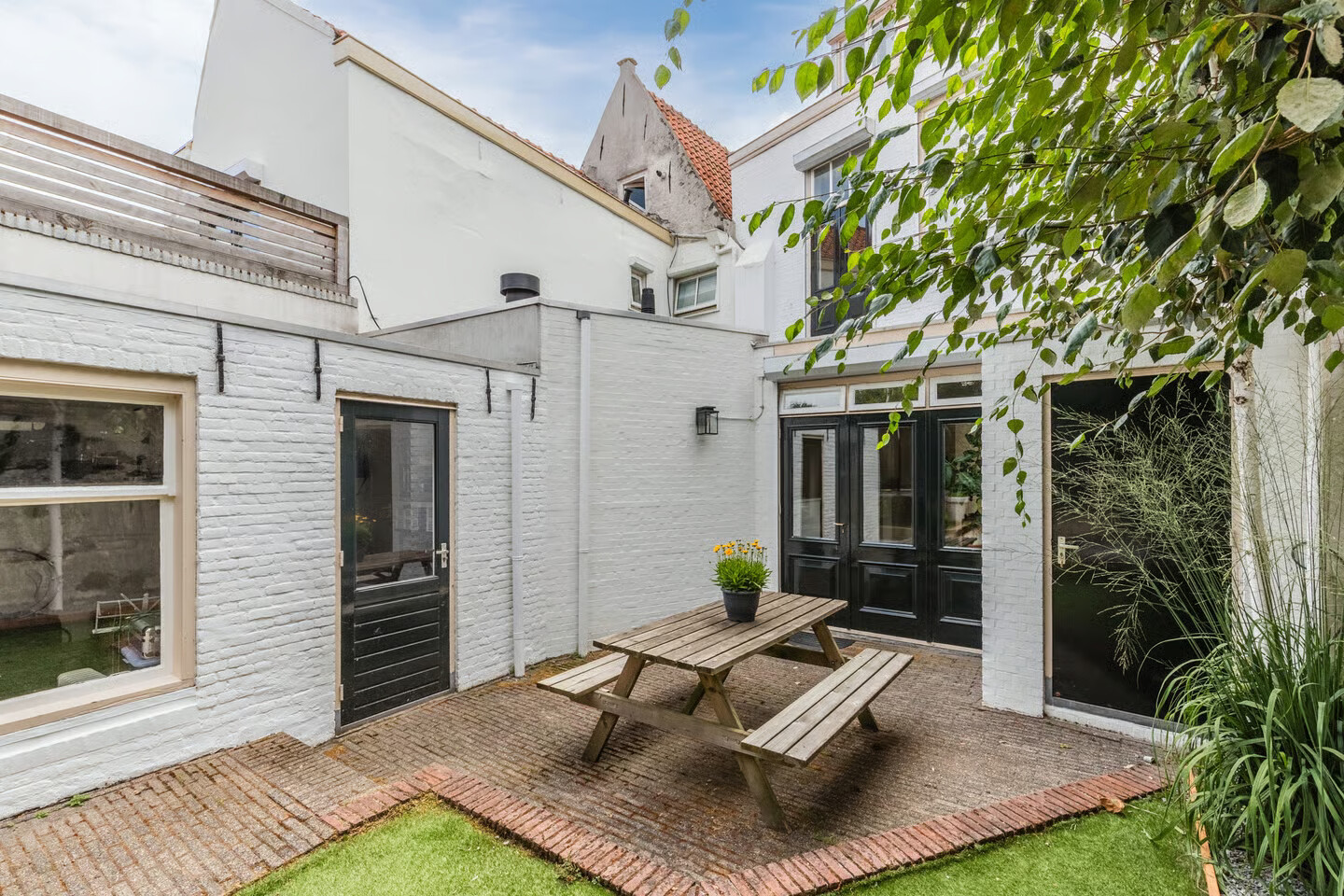 Tussenwoning te koop: Steenbergsestraat 36, Bergen Op Zoom