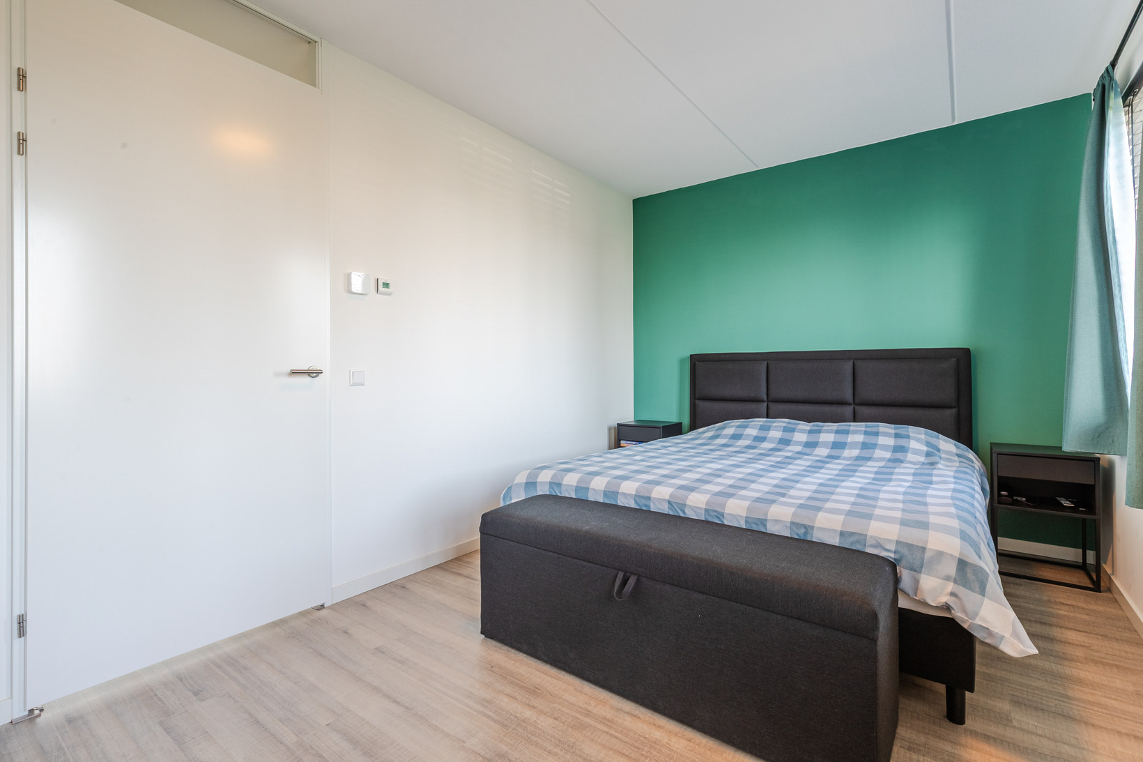 Tussenwoning te koop: Colognekaai 68, Bergen Op Zoom