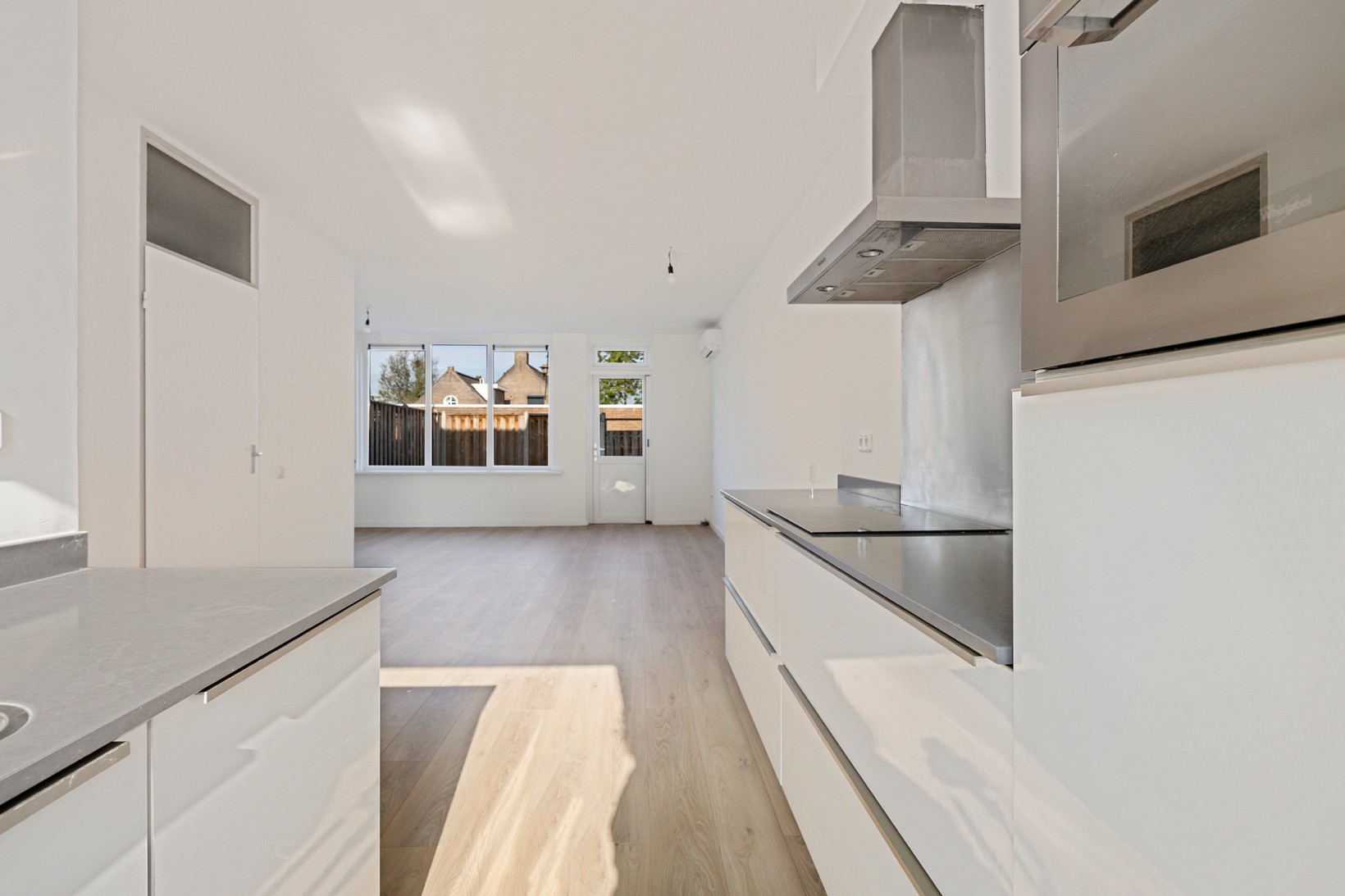 Tussenwoning te koop: Asterstraat 37, Bergen Op Zoom