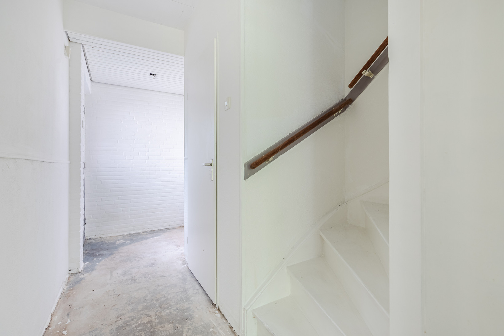 Tussenwoning te koop: Lambertijnenlaan 111, Bergen Op Zoom