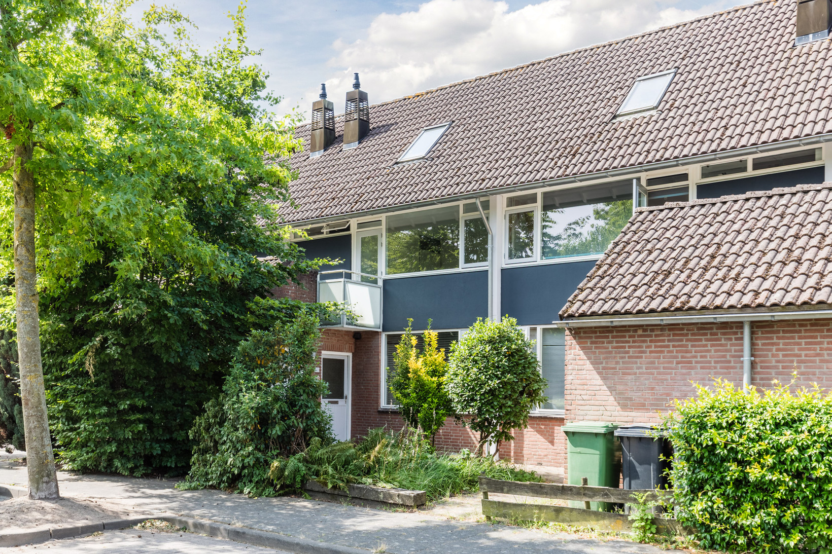 Tussenwoning te koop: Lambertijnenlaan 111, Bergen Op Zoom