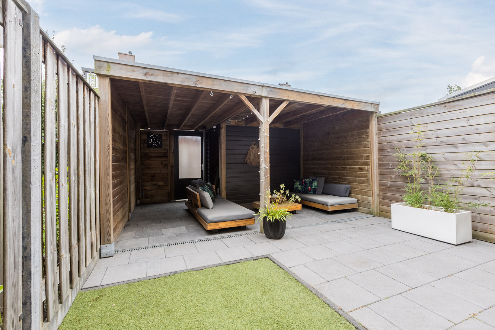 Tussenwoning te koop: Strandgaper 154, Bergen Op Zoom