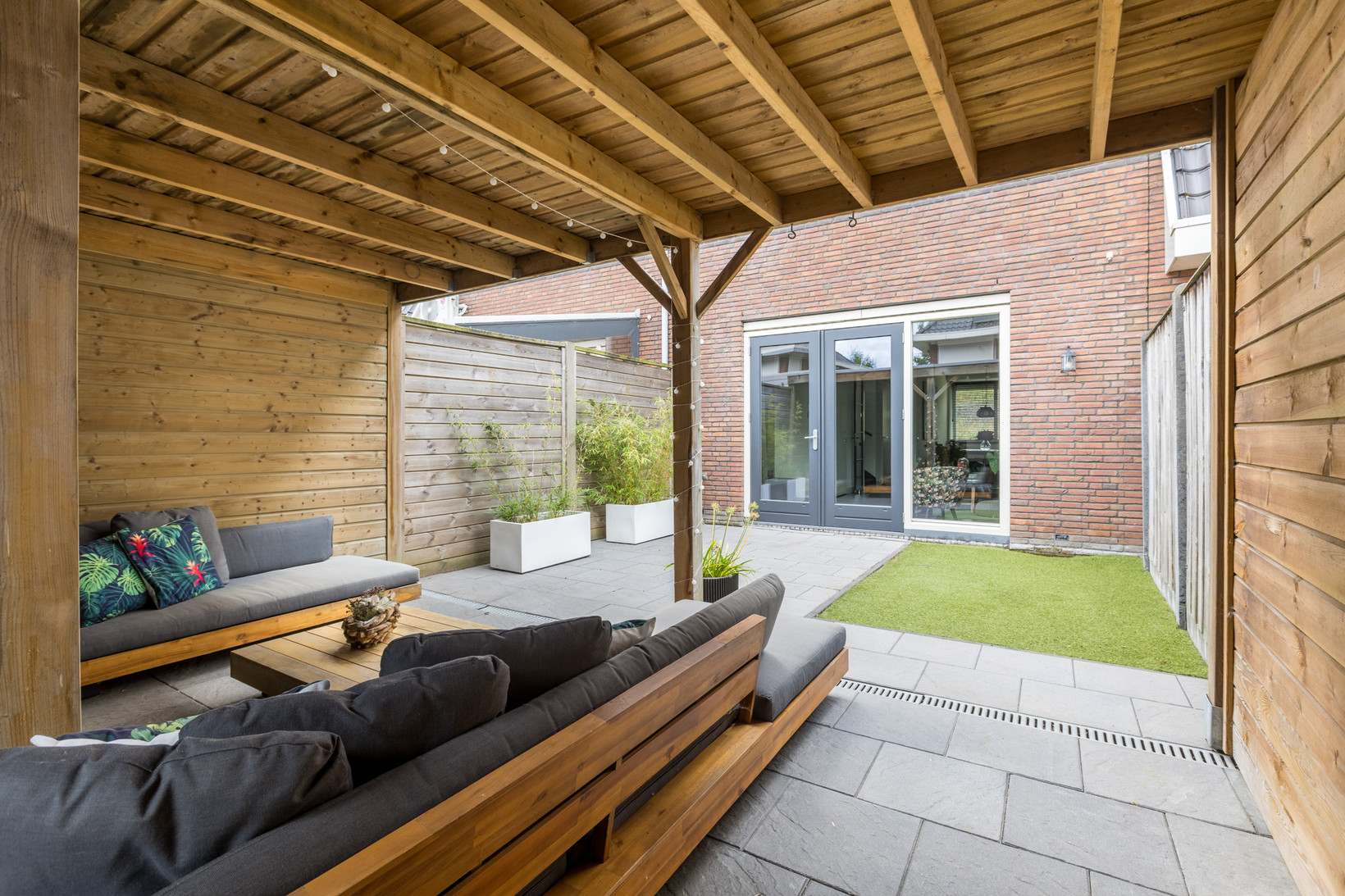 Tussenwoning te koop: Strandgaper 154, Bergen Op Zoom