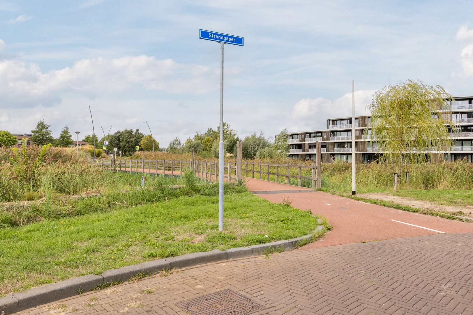 Tussenwoning te koop: Strandgaper 154, Bergen Op Zoom