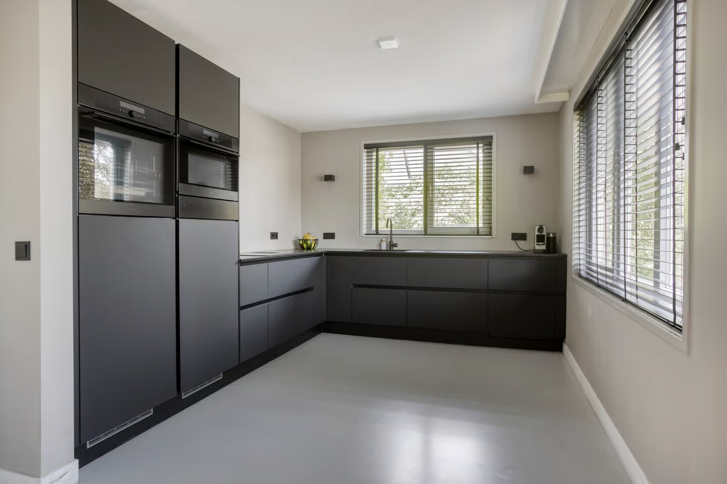 Vrijstaande woning te koop: Colijnspolder 5, Bergen Op Zoom
