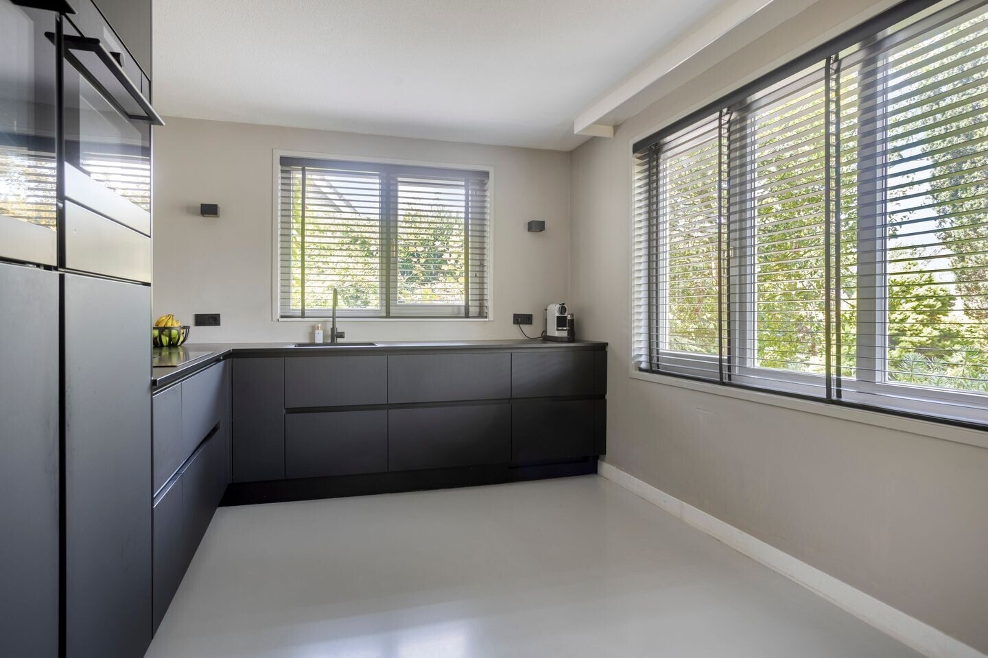 Vrijstaande woning te koop: Colijnspolder 5, Bergen Op Zoom