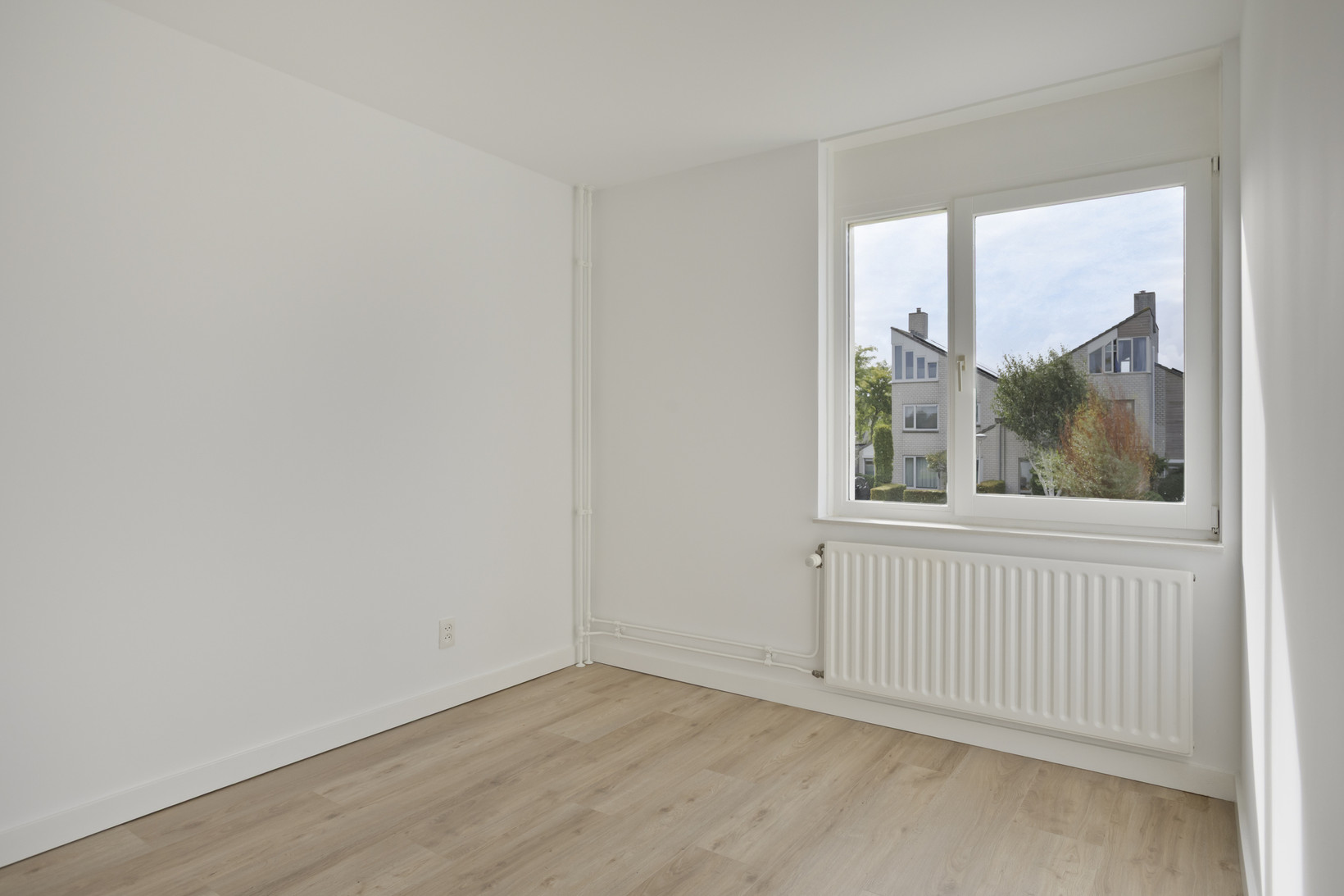 Tussenwoning te koop: Zwartewaal 47, Bergen Op Zoom
