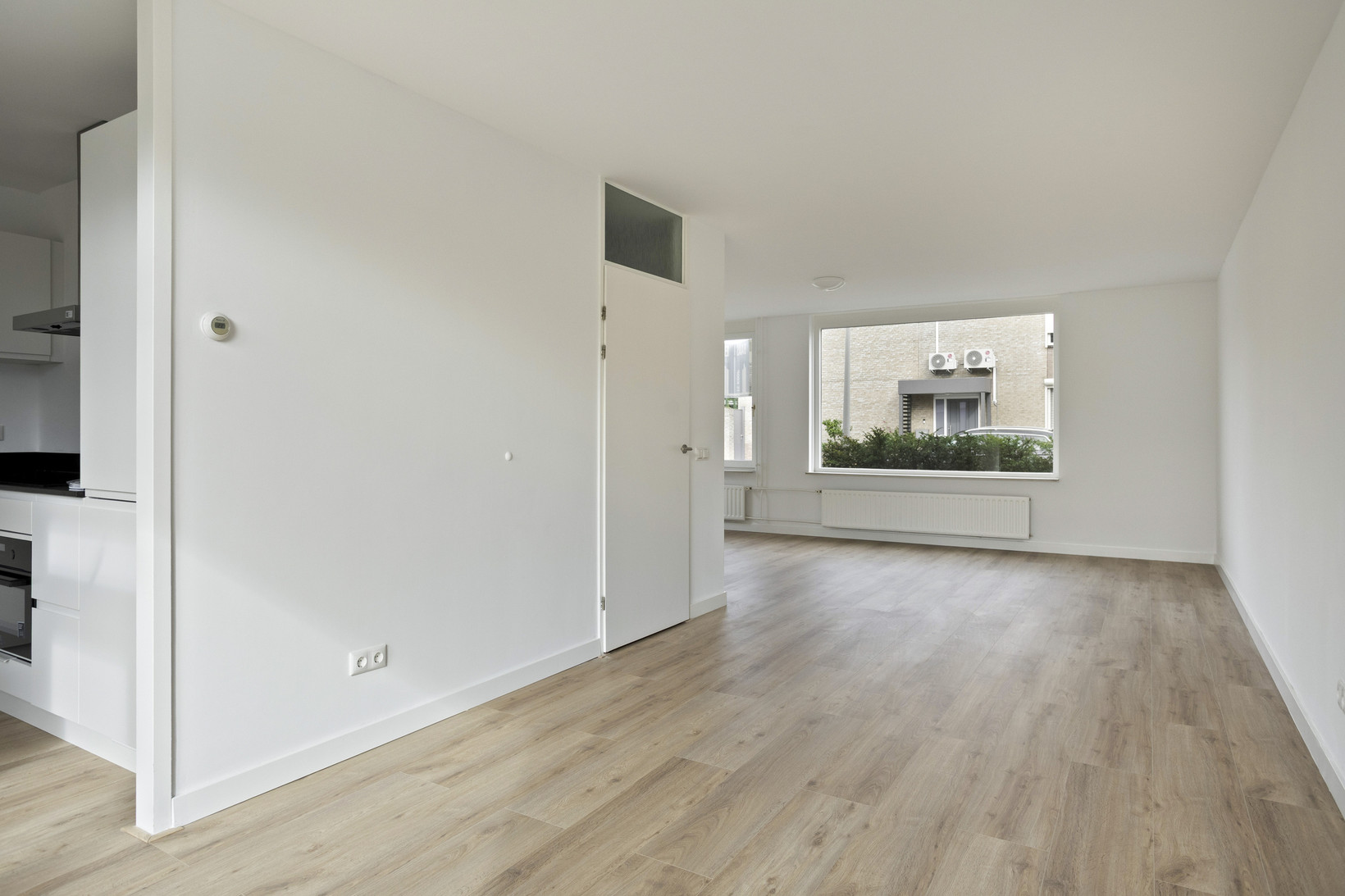 Tussenwoning te koop: Zwartewaal 47, Bergen Op Zoom