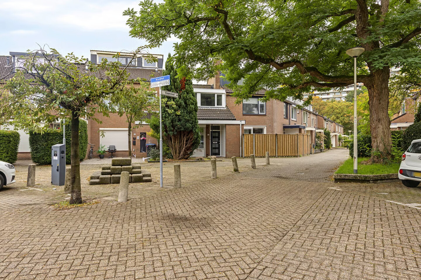 Tussenwoning te koop: Kruidhof 21, Bergen Op Zoom